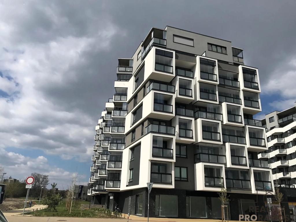 Pronájem bytu 2+kk 56 m2