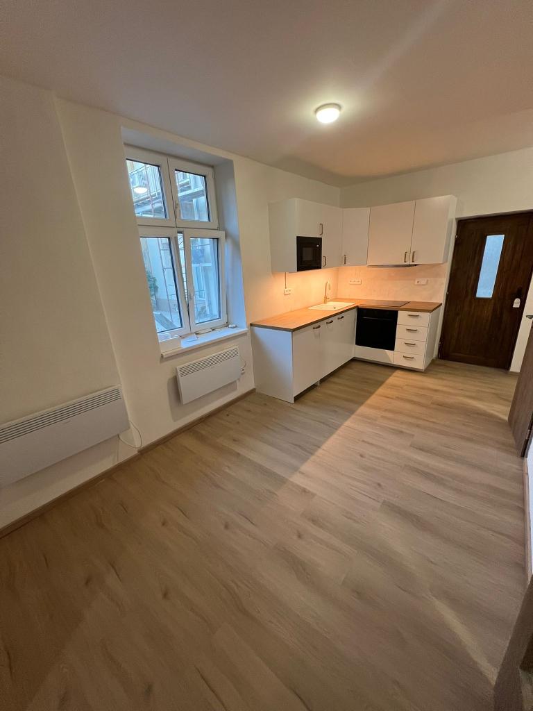 Pronájem bytu 2+kk 36 m2