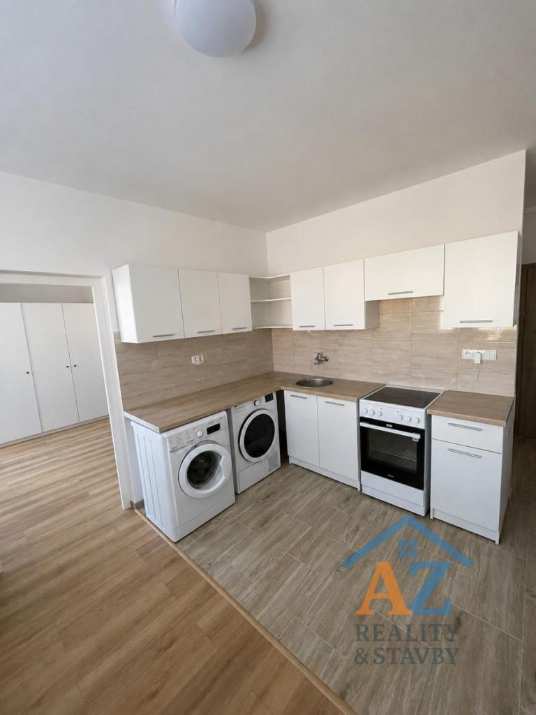 Pronájem bytu 1+1 35 m2