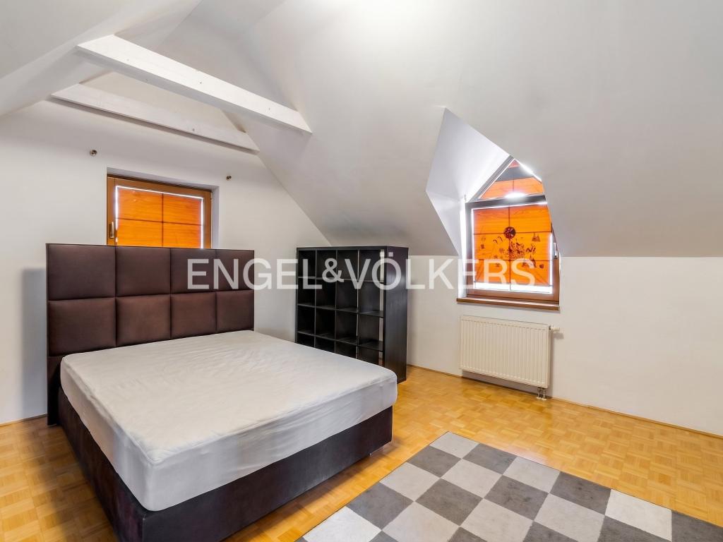 Prodej domu 278 m2, Praha – náhled fotky 8
