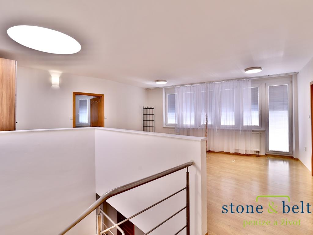 Pronájem bytu 5+kk 147 m2, Praha – náhled fotky 7