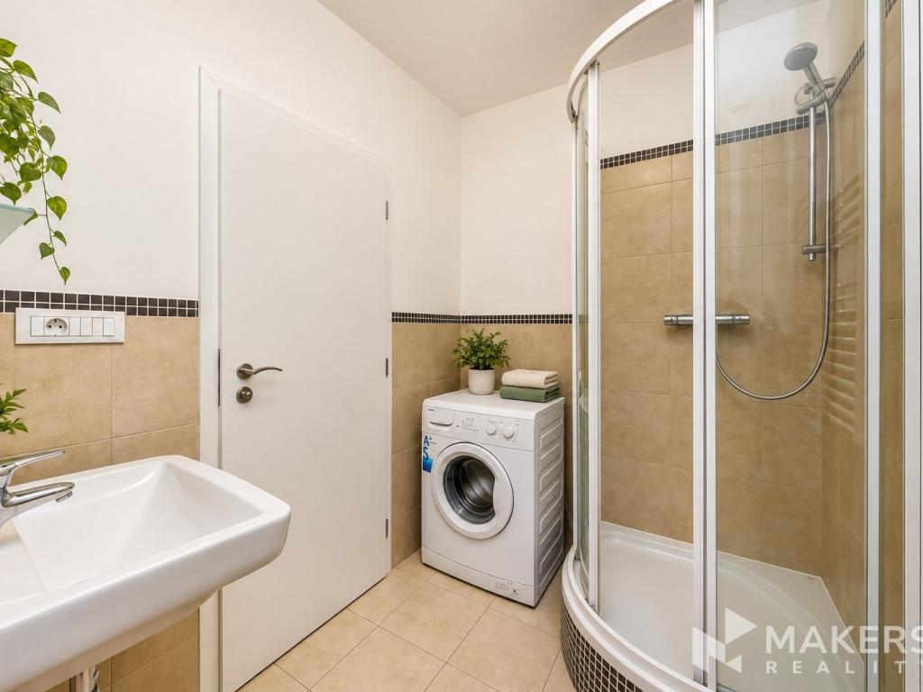 Prodej bytu atypický 190 m2, Praha – náhled fotky 6