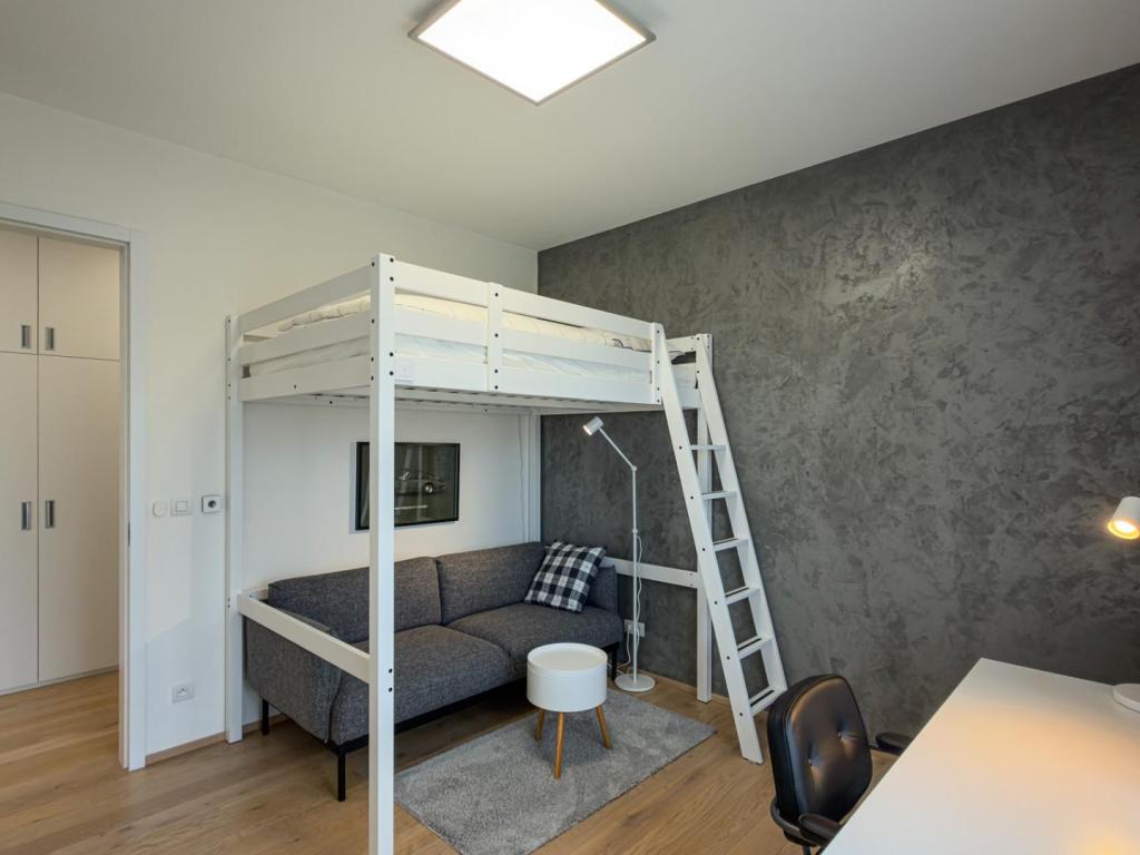 Pronájem bytu 3+kk 109 m2, Praha – náhled fotky 17
