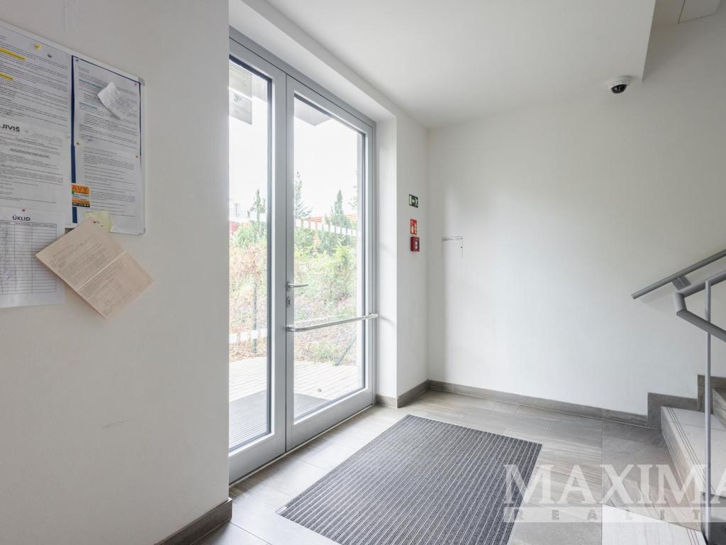 Prodej bytu 2+kk 59 m2, Praha – náhled fotky 18