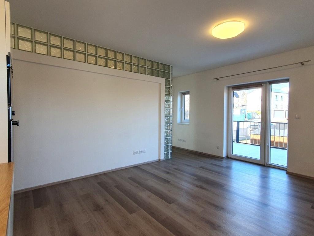 Pronájem bytu 3+kk 66 m2