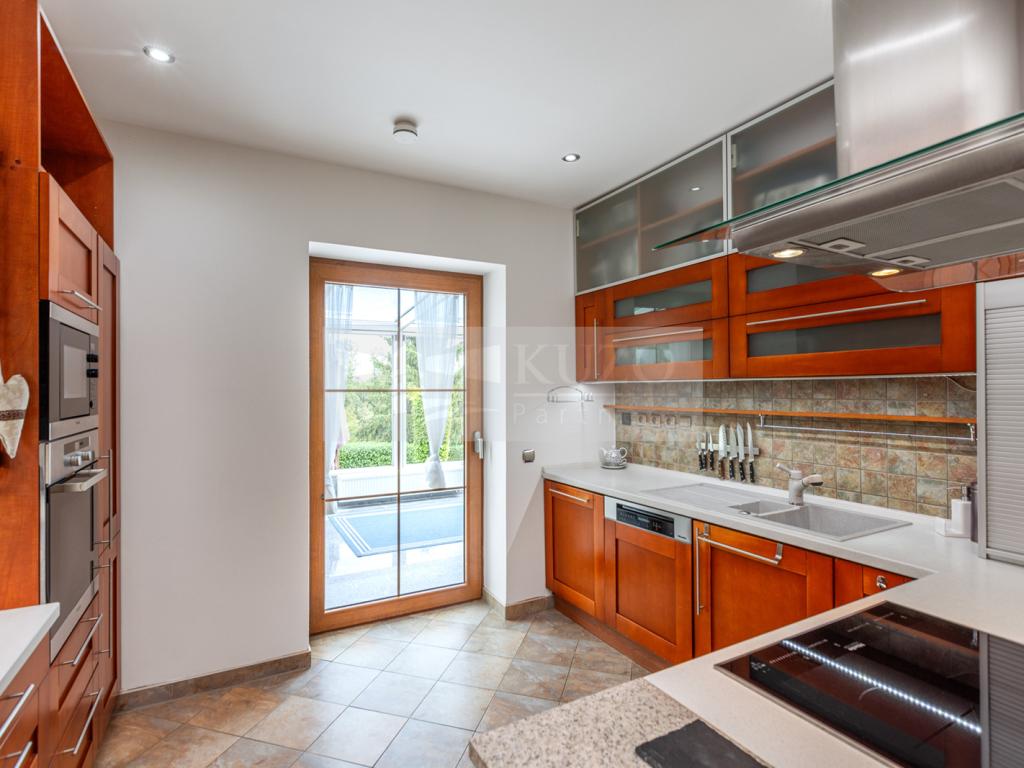 Prodej domu 302 m2, Mladá Boleslav – náhled fotky 13