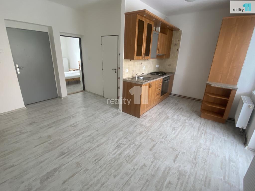 Pronájem bytu 1+1 35 m2