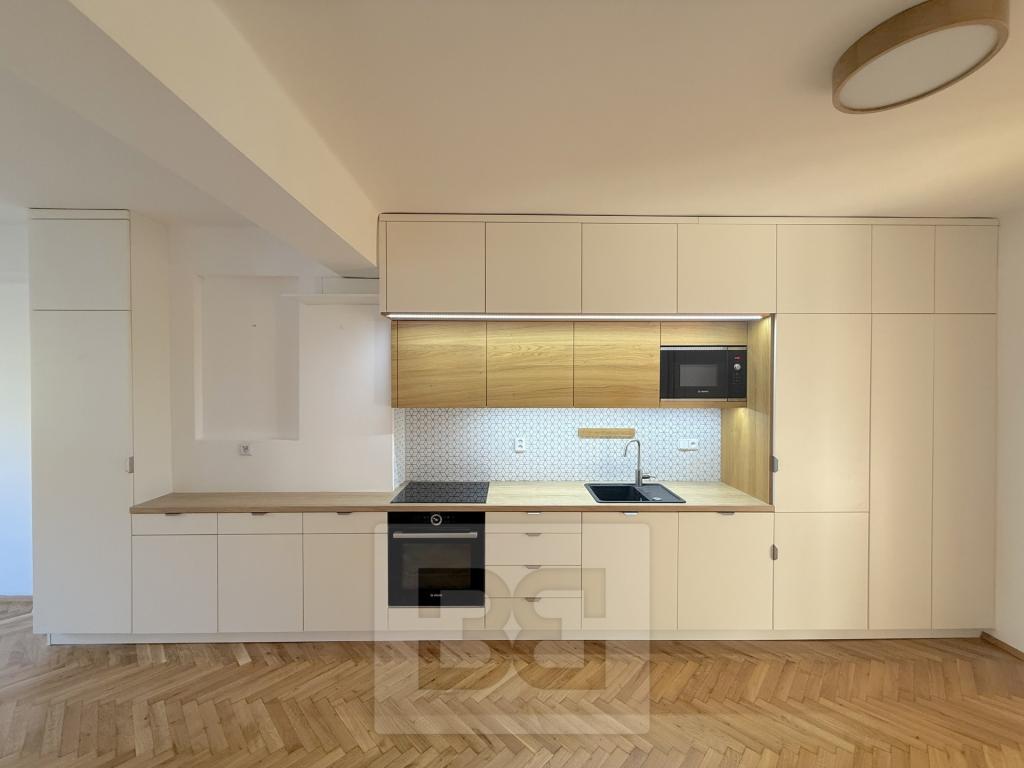 Pronájem bytu 3+kk 72 m2