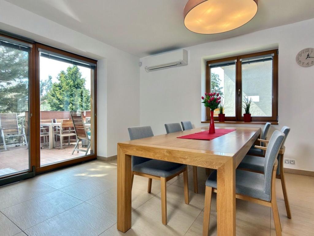 Pronájem domu 330 m2
