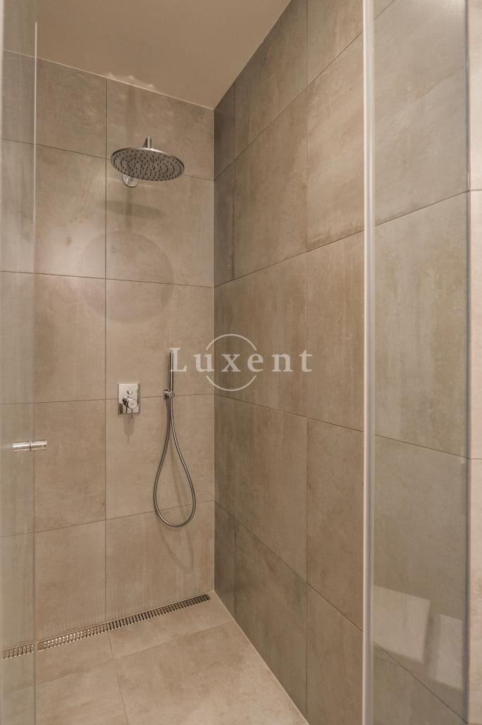 Pronájem bytu 3+kk 137 m2, Praha – náhled fotky 14