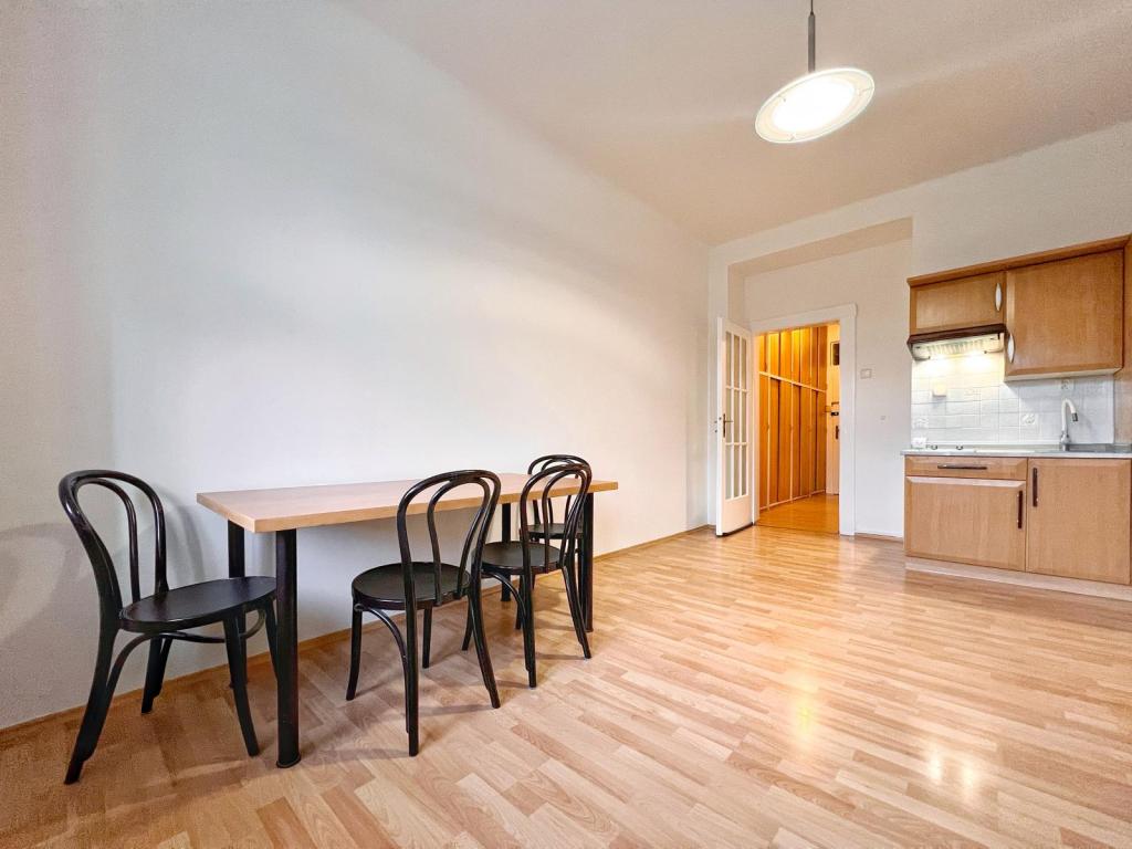 Pronájem bytu 2+kk 50 m2