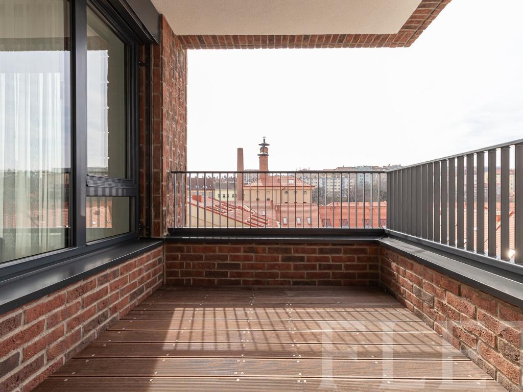 Pronájem bytu 2+kk 66 m2