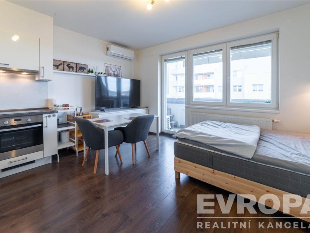 Pronájem bytu 1+kk 32 m2
