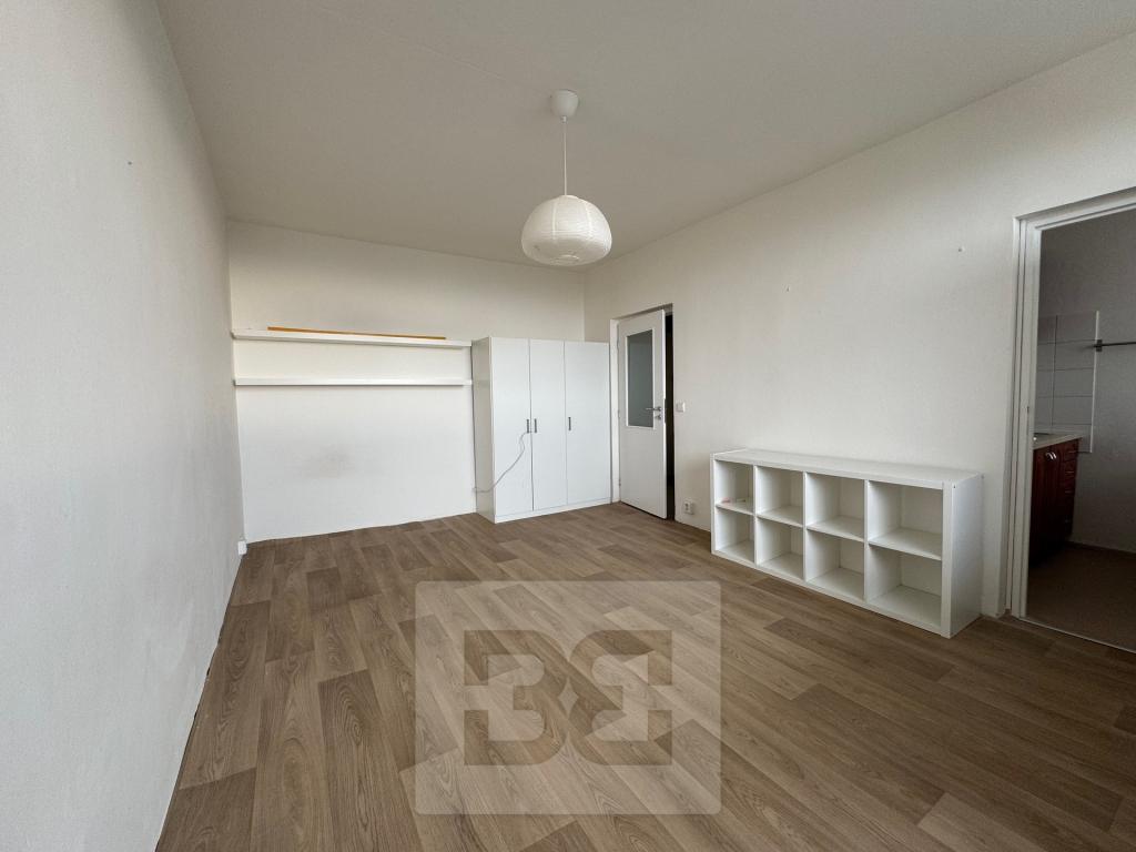 Pronájem bytu 1+1 30 m2