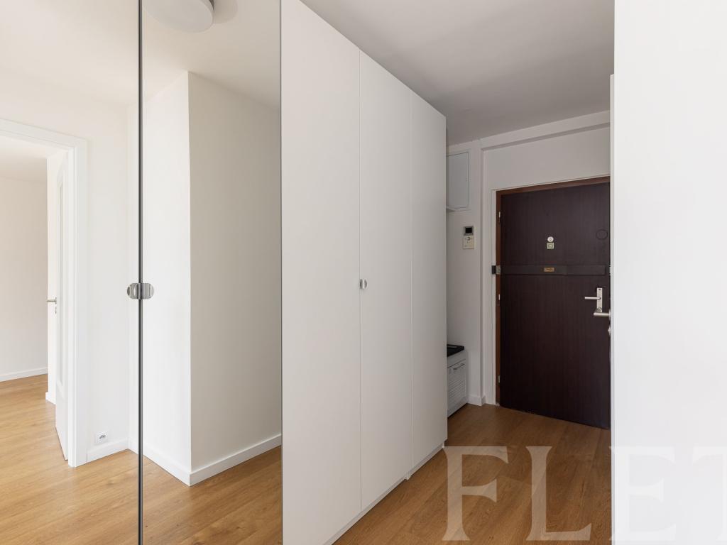 Pronájem bytu 2+kk 43 m2, Praha – náhled fotky 8