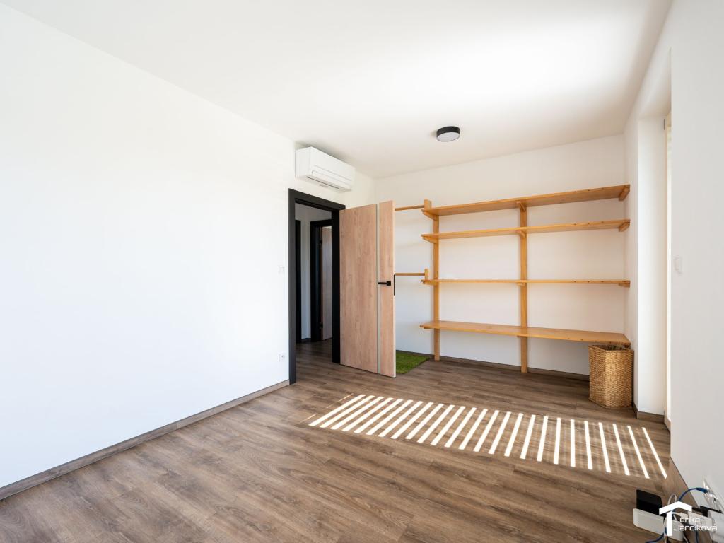 Pronájem domu 87 m2, Staré Hradiště – náhled fotky 10