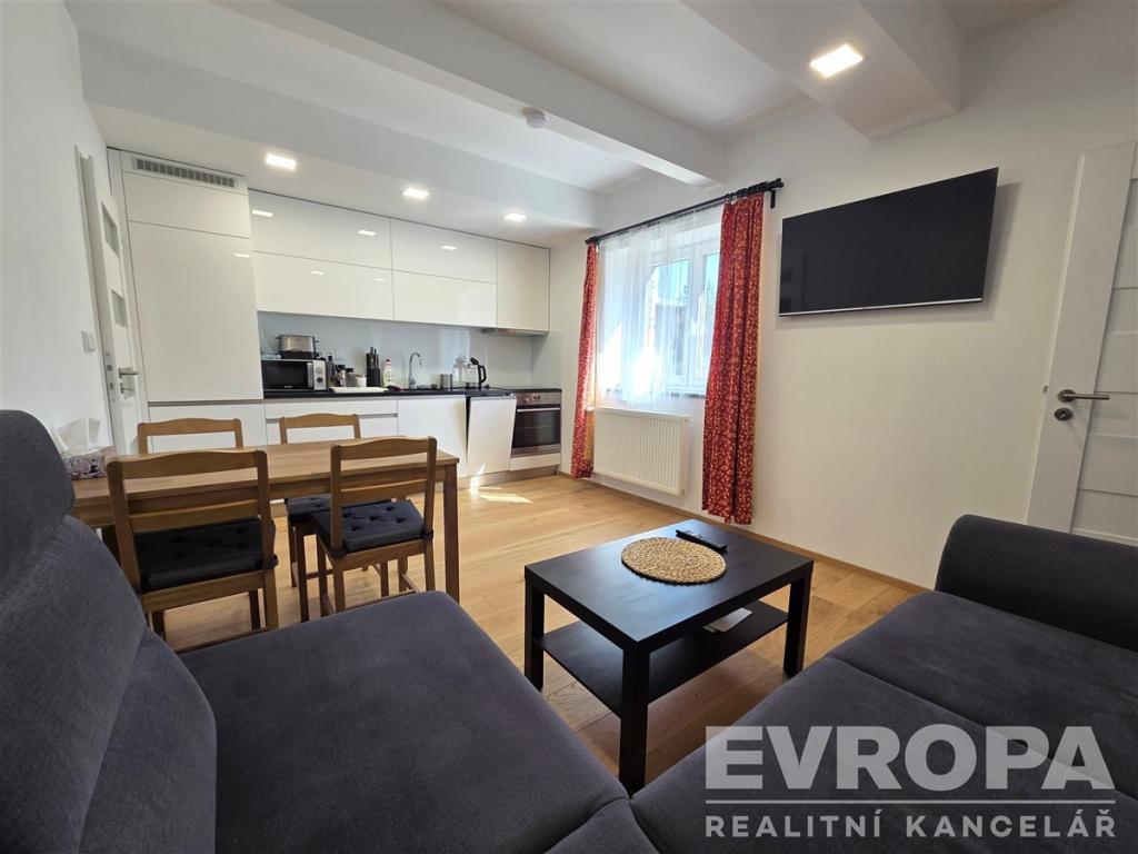 Pronájem bytu 2+kk 36 m2