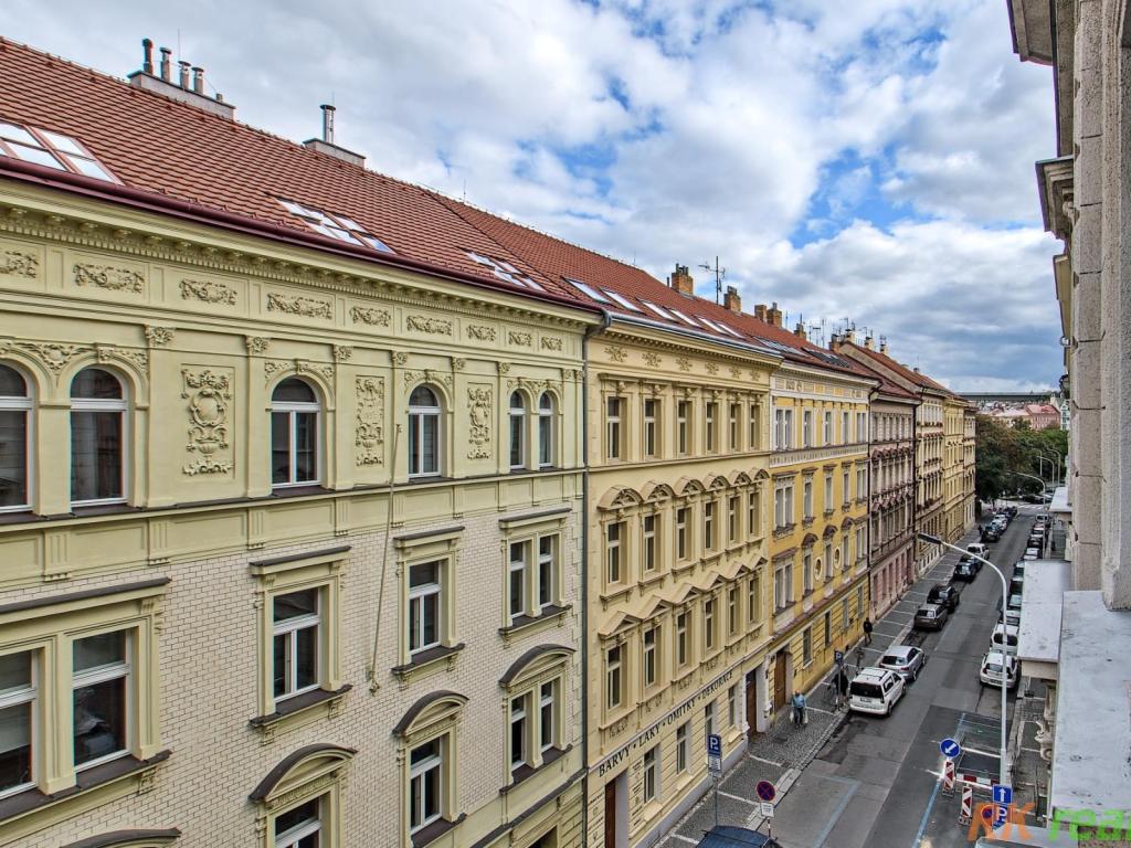 Pronájem bytu 1+1 33 m2, Praha – náhled fotky 16