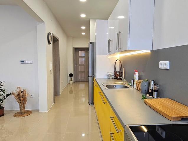 Pronájem bytu 2+kk 80 m2