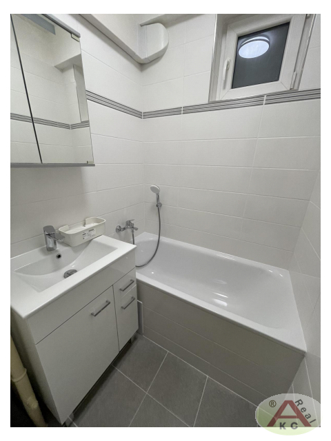 Pronájem bytu 1+kk 30 m2