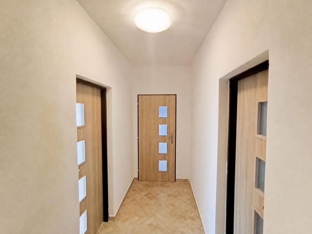 Prodej bytu 3+kk, Planá – náhled fotky 9
