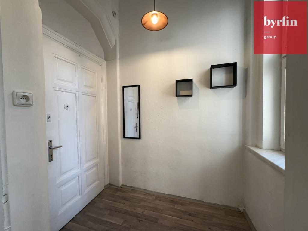 Pronájem bytu 1+1 43 m2