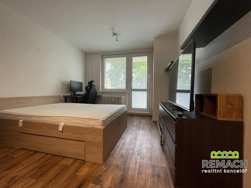 Pronájem bytu 1+kk 33 m2