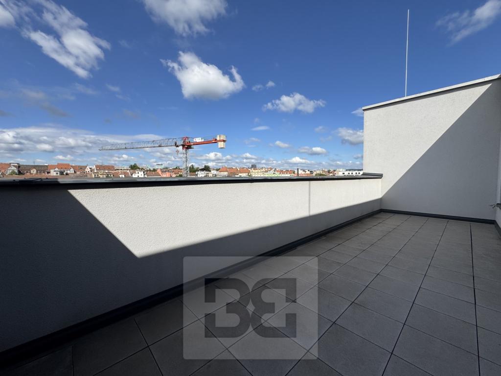 Pronájem bytu 3+kk 90 m2, Brno – náhled fotky 10