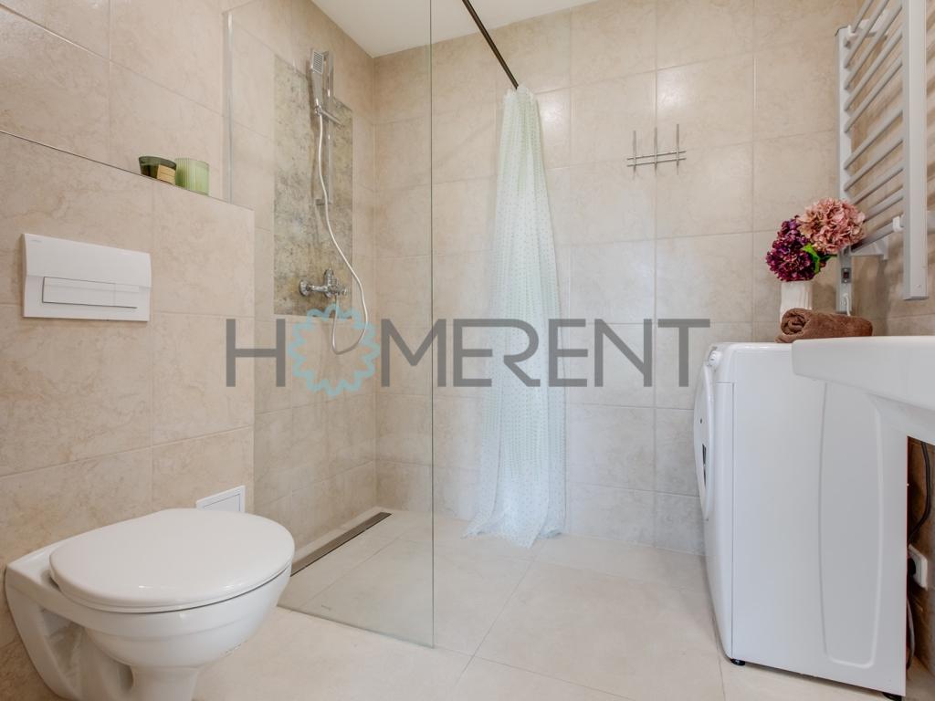 Pronájem bytu 1+kk 38 m2