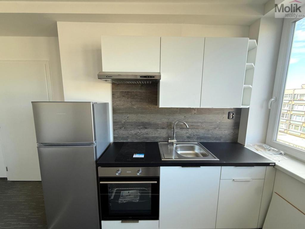 Pronájem bytu 1+kk 34 m2