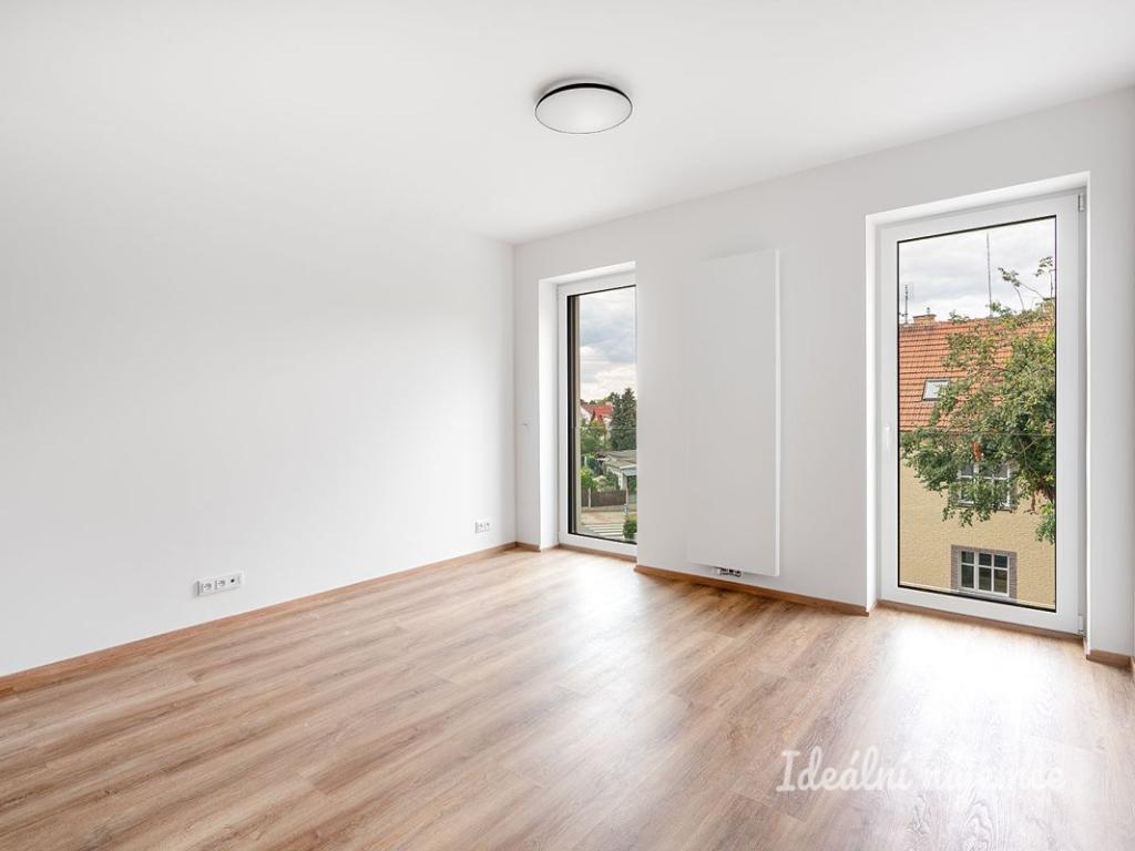 Pronájem bytu 1+kk 36 m2