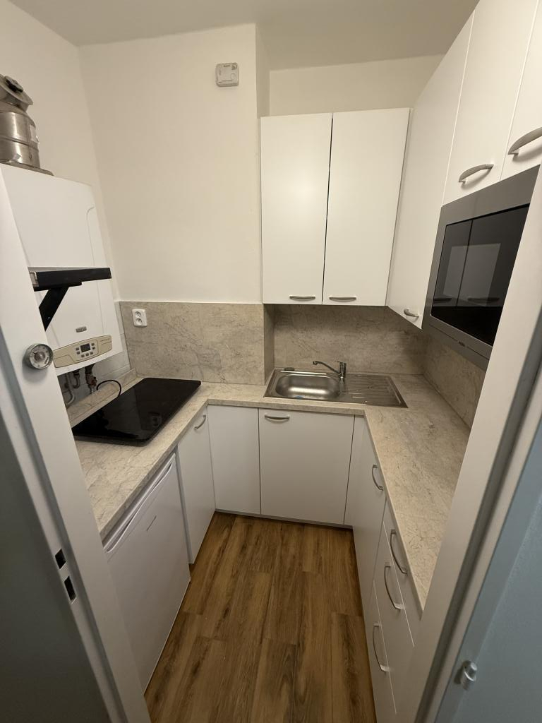 Pronájem bytu 2+kk 40 m2