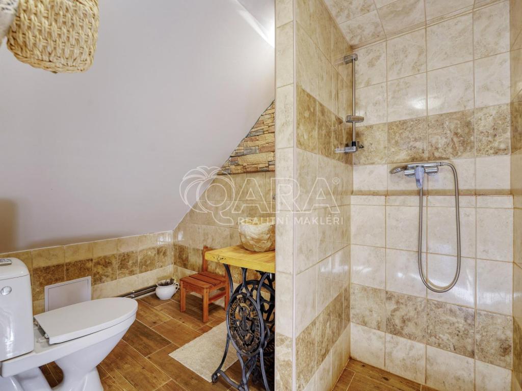 Prodej domu 450 m2, Velhartice – náhled fotky 19
