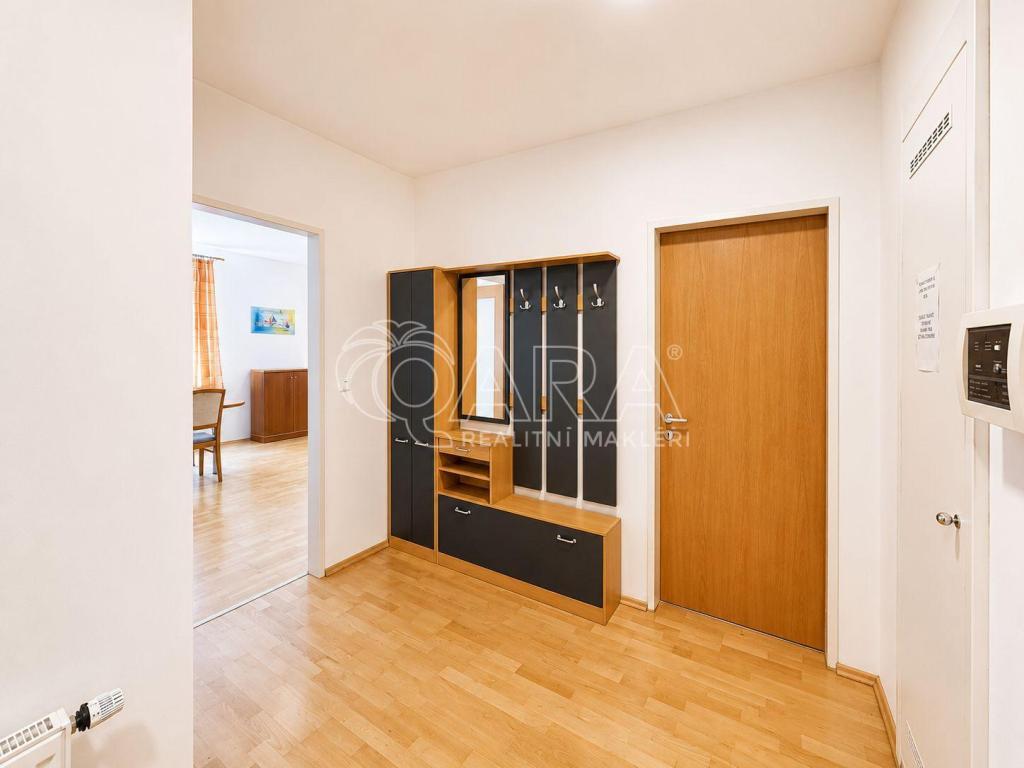 Pronájem bytu 2+kk 82 m2