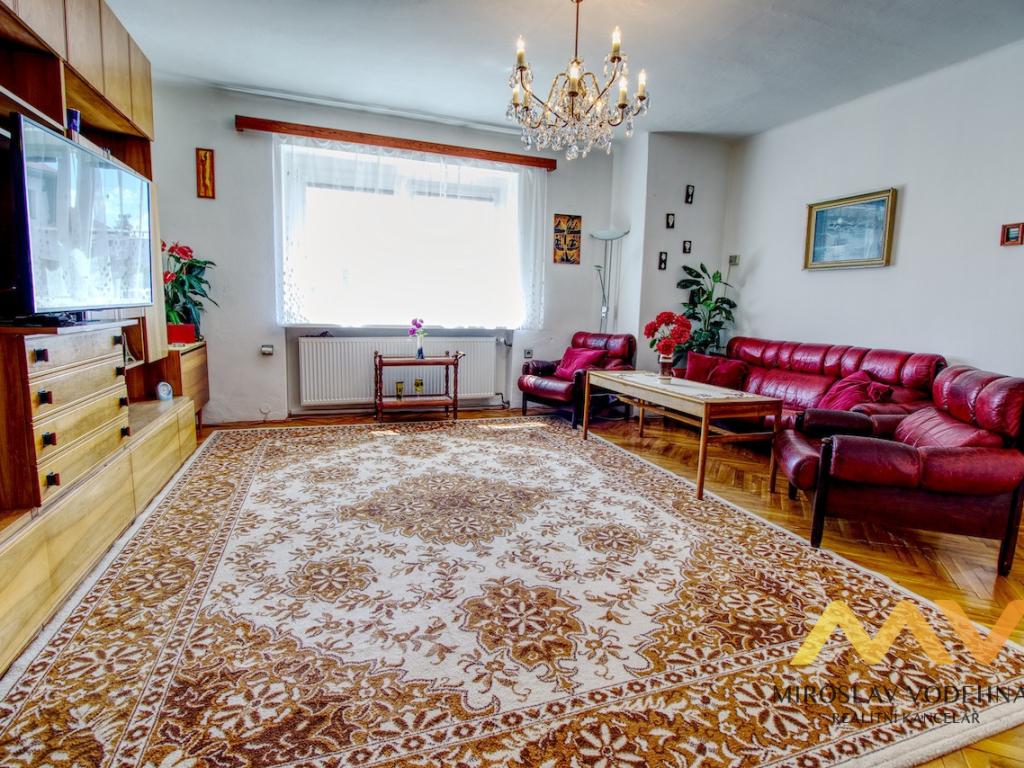 Pronájem bytu 3+1 90 m2, Hradec Králové – náhled fotky 9