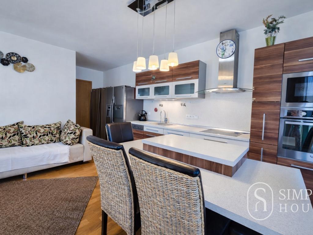 Pronájem bytu 2+kk 81 m2