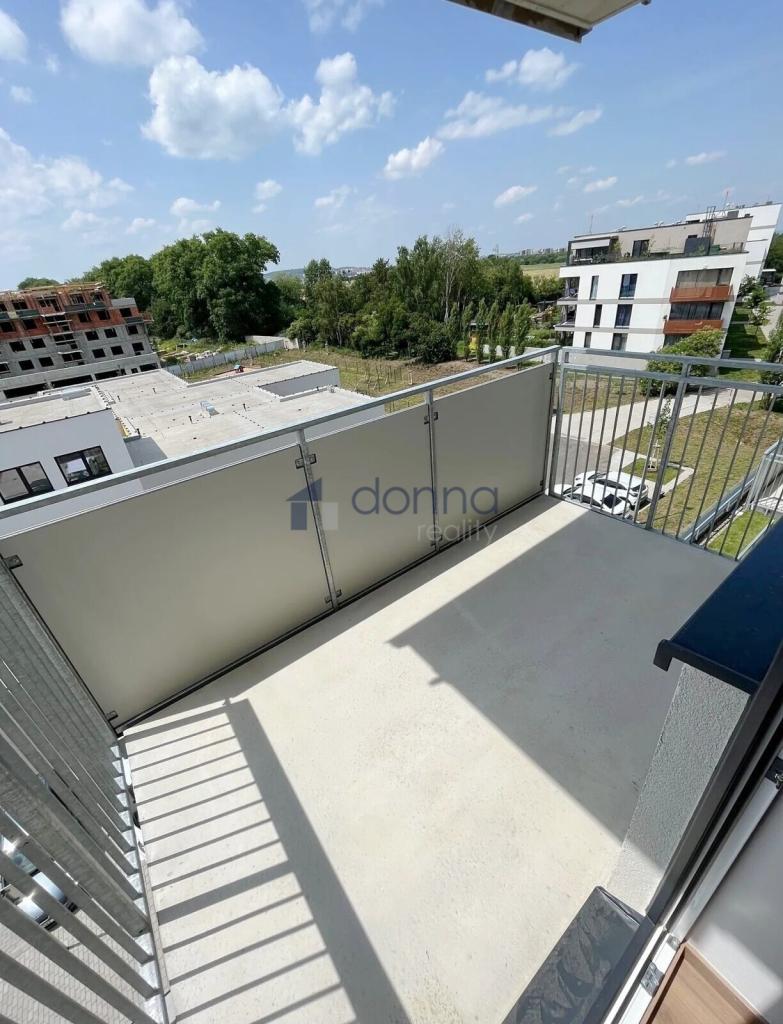 Pronájem bytu 2+kk 52 m2, Praha – náhled fotky 3