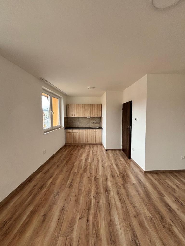 Pronájem bytu 1+kk 31 m2