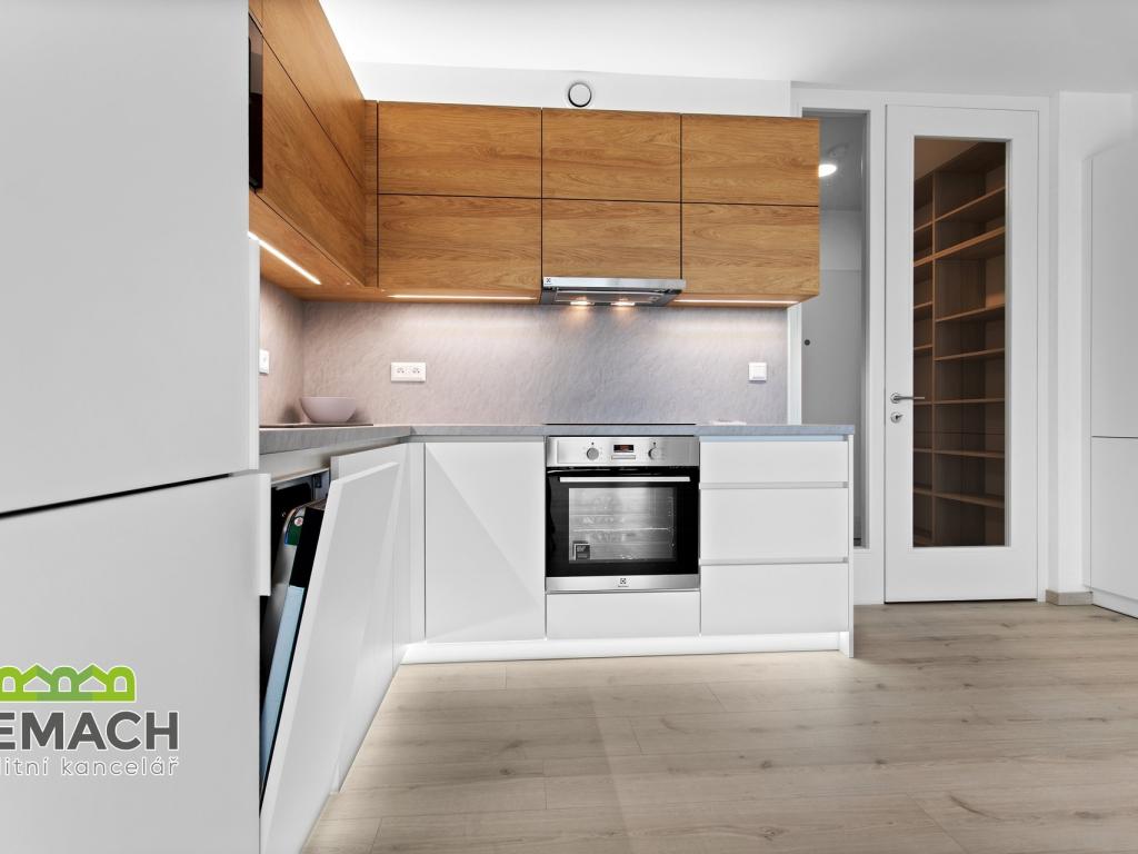 Pronájem bytu 2+kk 60 m2