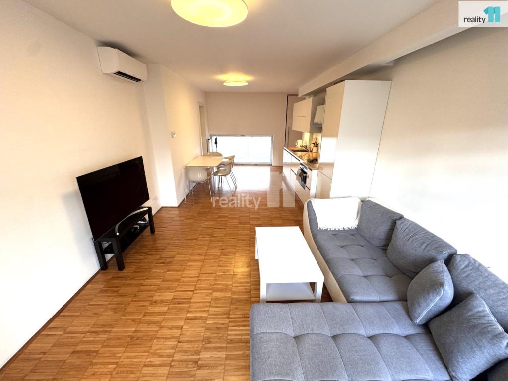 Pronájem bytu 2+kk 66 m2