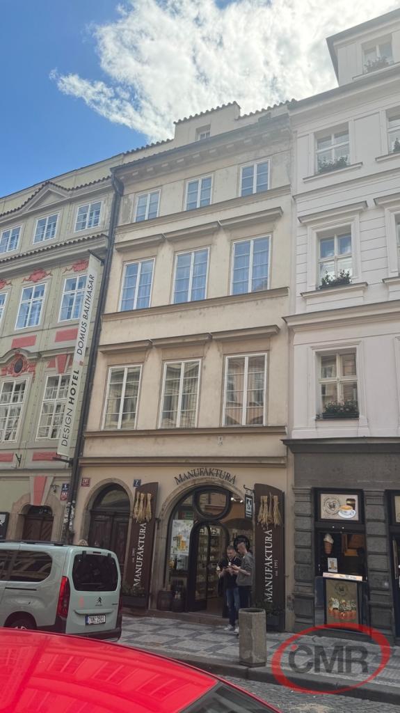 Pronájem bytu 1+1 68 m2