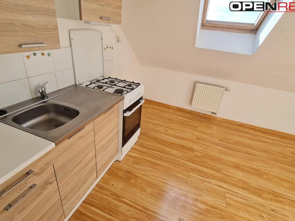 Pronájem bytu 4+1 90 m2
