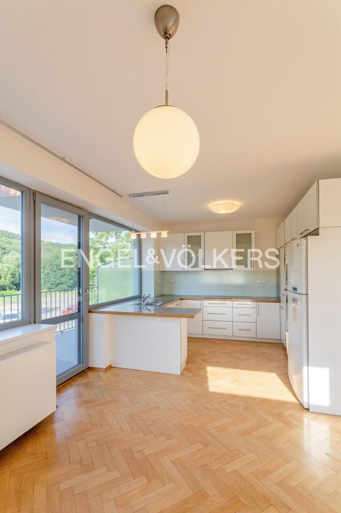 Pronájem domu 230 m2