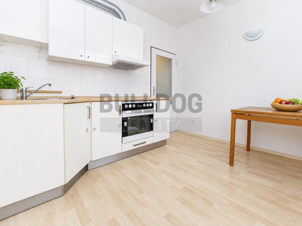 Pronájem bytu 2+1 61 m2