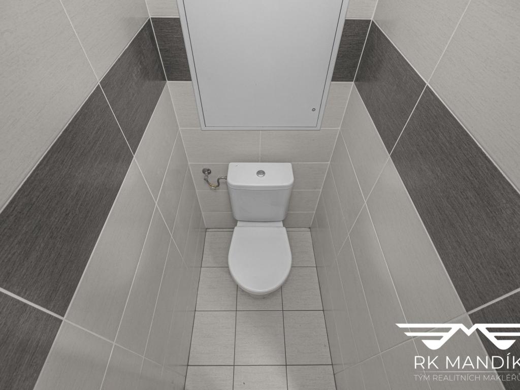 Prodej bytu 2+kk 44 m2, Praha – náhled fotky 13