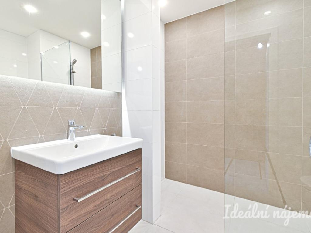 Pronájem bytu 1+kk 23 m2