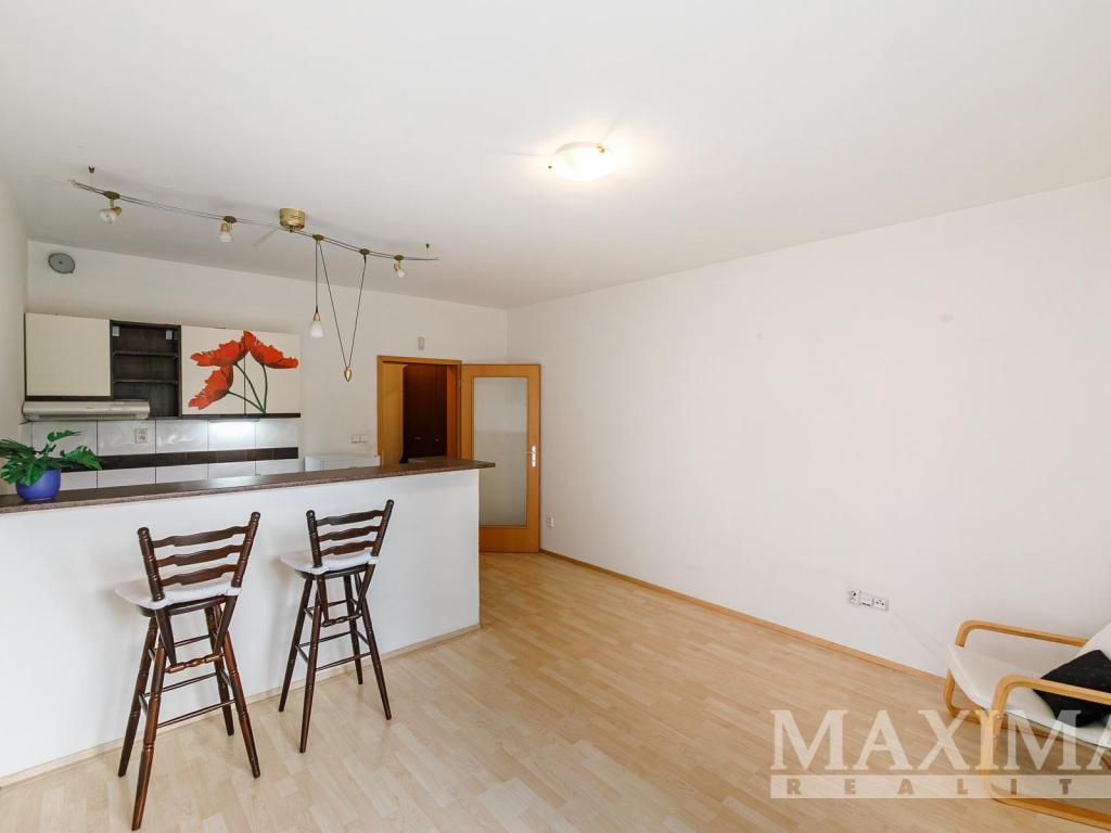 Prodej bytu 1+kk 36 m2, Praha – náhled fotky 10