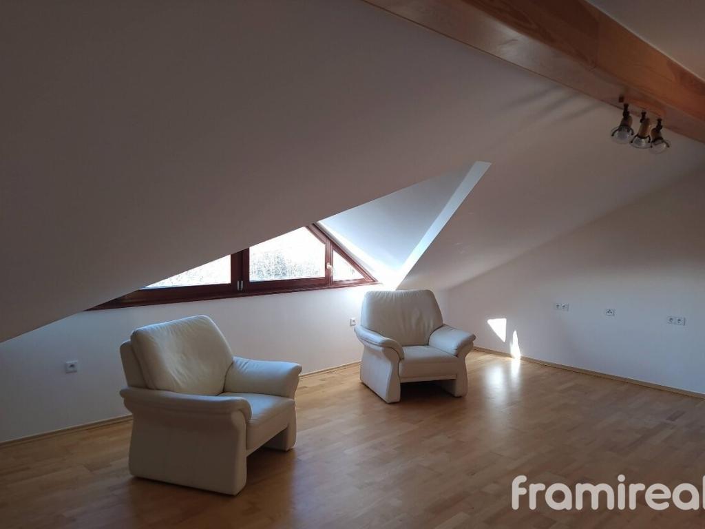 Pronájem bytu 3+kk 100 m2
