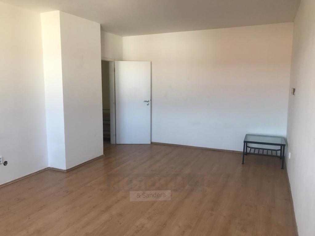 Pronájem bytu 2+kk 64 m2