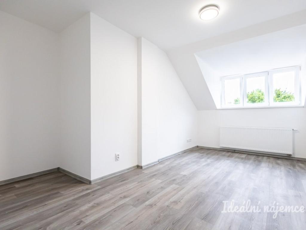 Pronájem bytu 2+1 52 m2